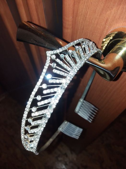 Диадема (корона) на голову