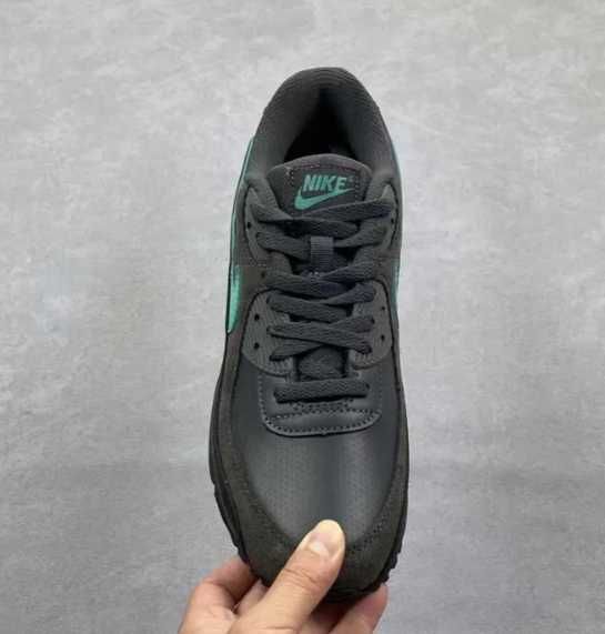 Summer_Air_Force_1 Low_90MAX R.39