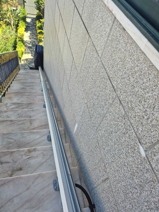 Cadeira elevatória Stannah de exterior completamente nova