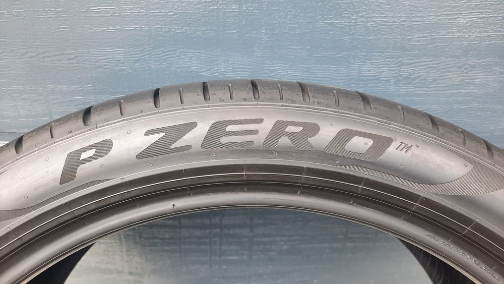 Pirelli 255/40 R21 P Zero Elect