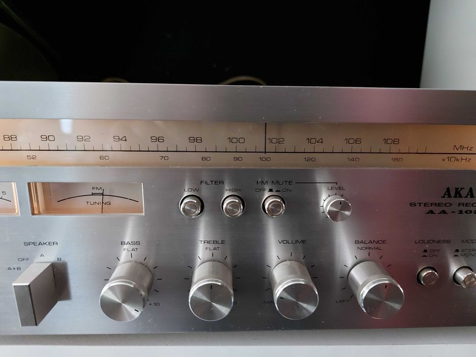 amplituner stereo Akai AA-1030