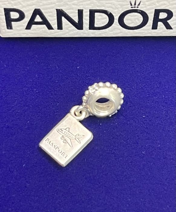 Pandora оригинал шарми срібло