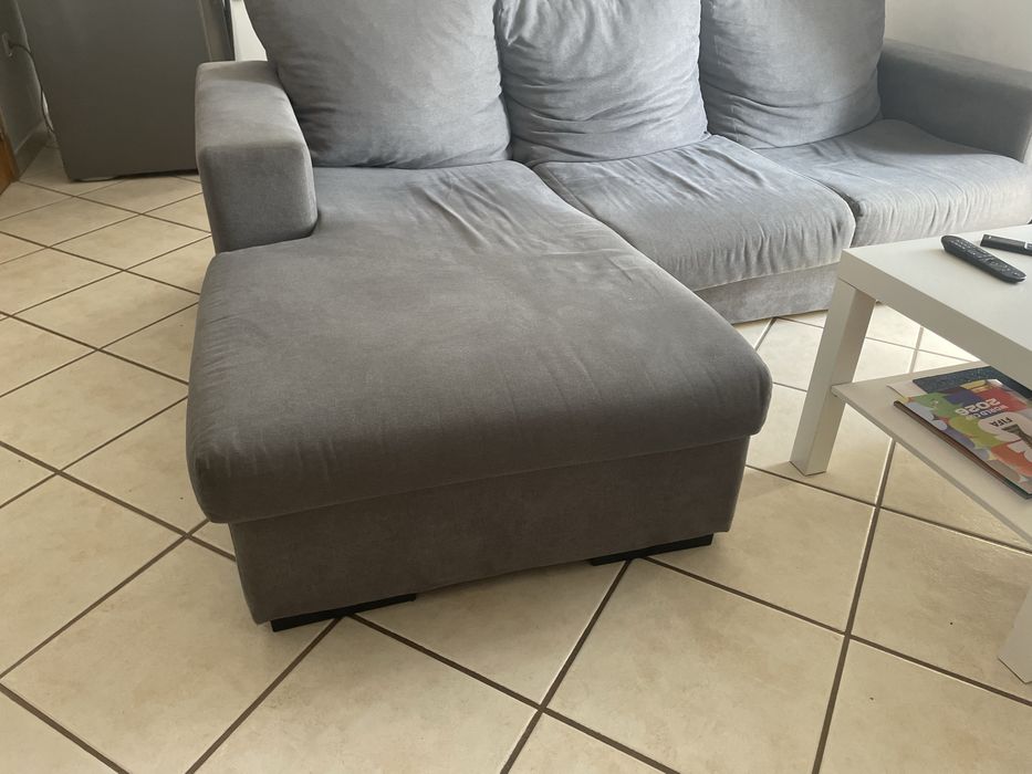 Sofá cinzento da conforama