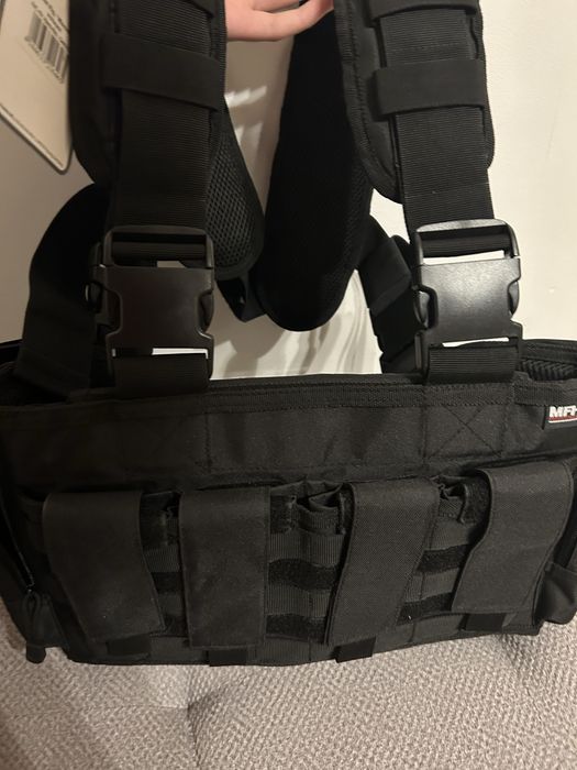 Kamizelka taktyczna asg NOWA MFH Chest Rig Mission - black Ostrów ...