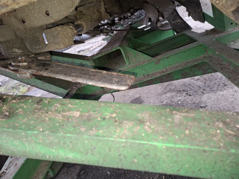 Продам жатку кукурудзяну Герінгоф