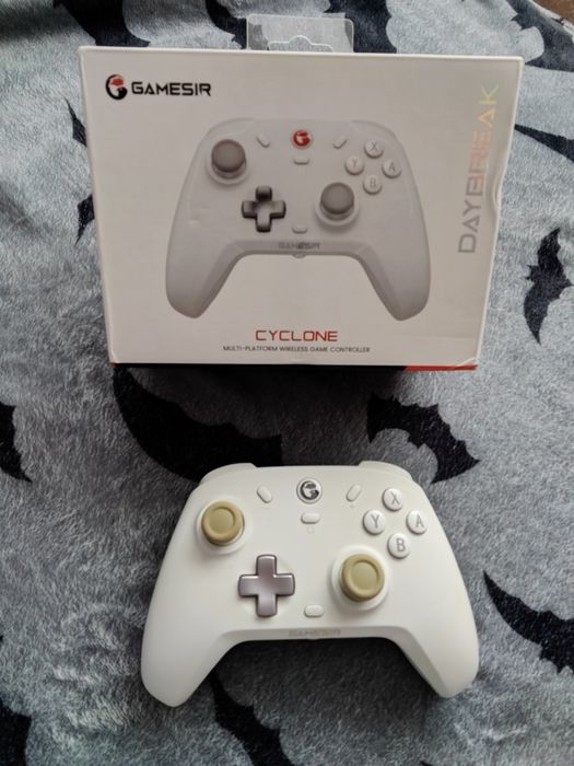 Геймпад Gamesir cyclone t4c