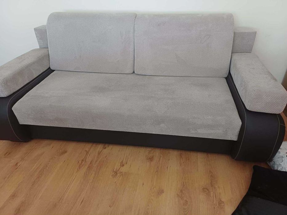 Kanapa rozkładana super stan