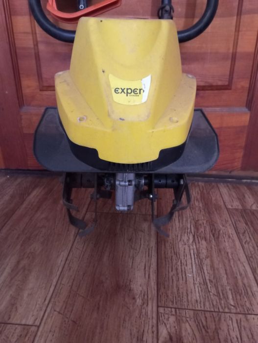 Продам культиватор