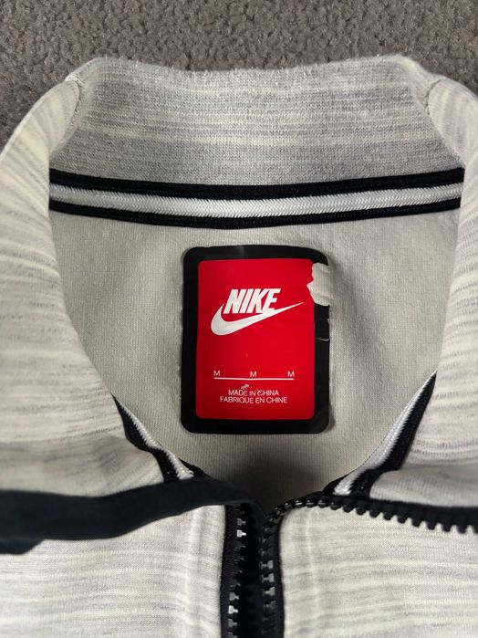 Bluza Nike M Szara Rozpinana Tech Nadruk Swoosh Drill Oryginalna