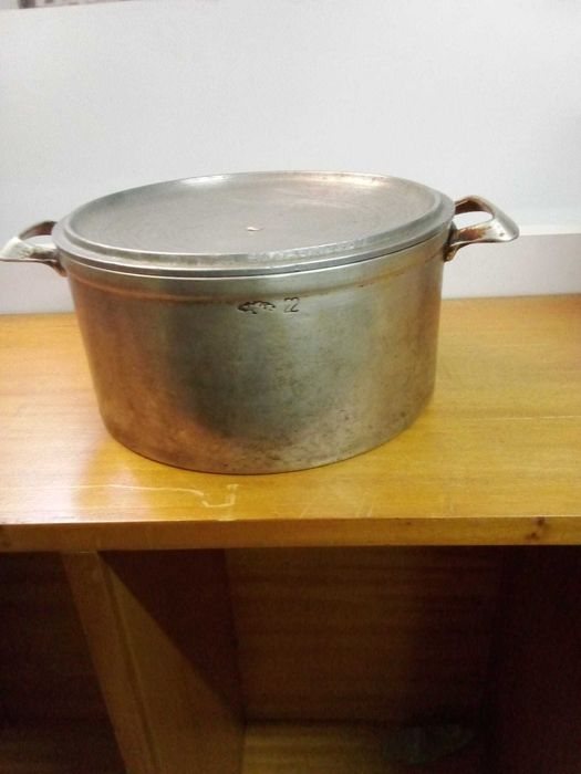 Tachos de ferro - vários tamanhos