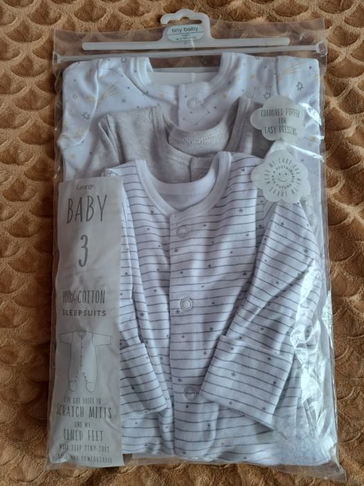 Комплект із 3 бодіків для крихітного новонародженого