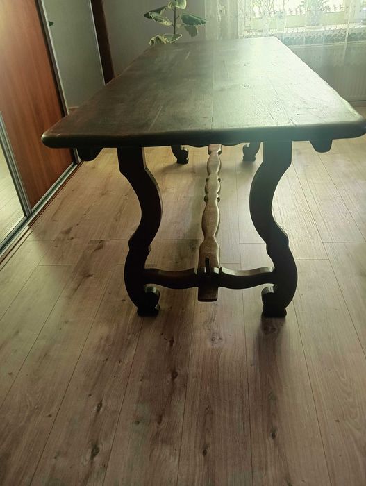 Drewniany solidny stół antyk