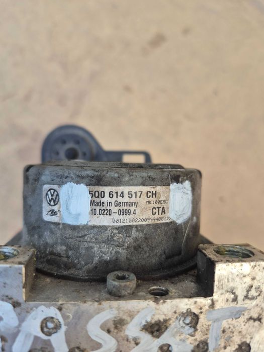 Pompa hamulcowa ABS sterownik VW Passat b8