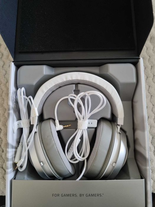 Switch Lite + Headset Razer Kraken