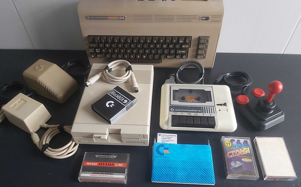 Commodore C64G stacja 1541-II sprawny komplet Będzin Śródmieście • OLX.pl
