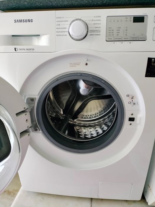 Máquina Roupa SAMSUNG 9 kg - 1400 rpm