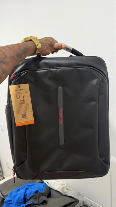 Mochila nova, nunca usada!