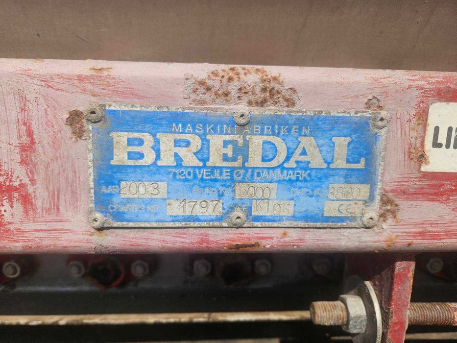 Розкидач добрив Bredal K105