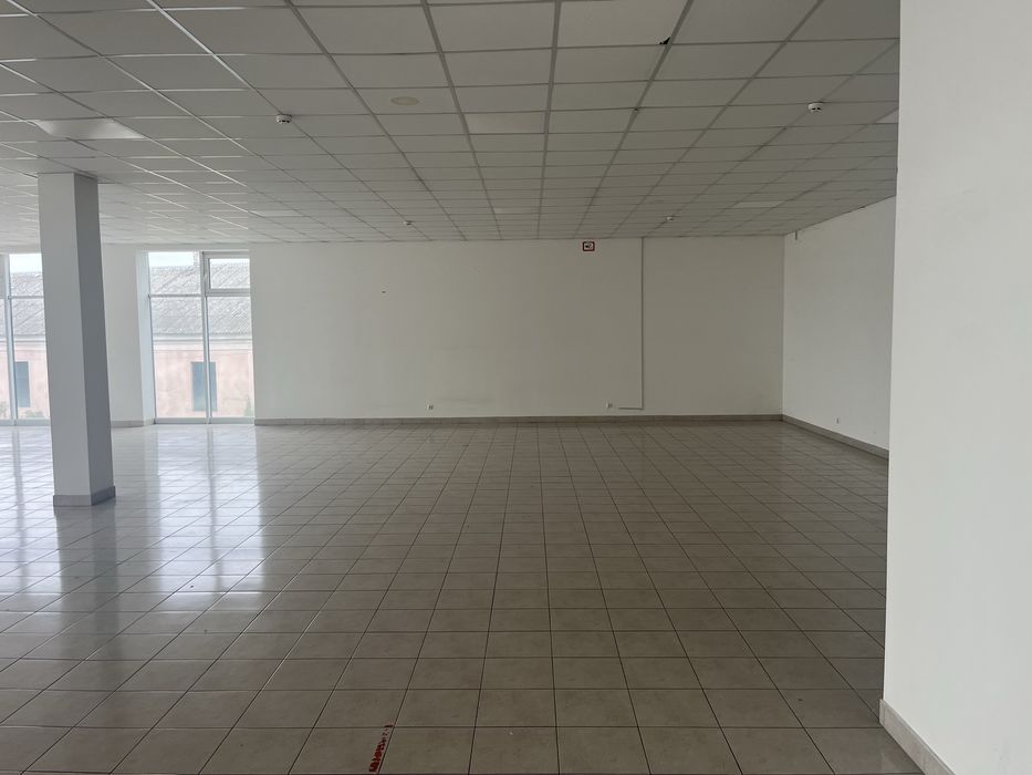 Оренда приміщення м. Летичів на автостанції, від власника.