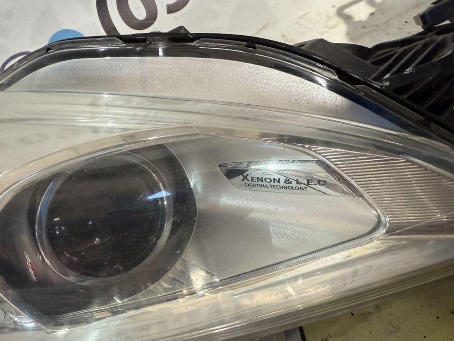 Фара ксенон Пежо 508 sw Bi xenon 2011 передня ліва права