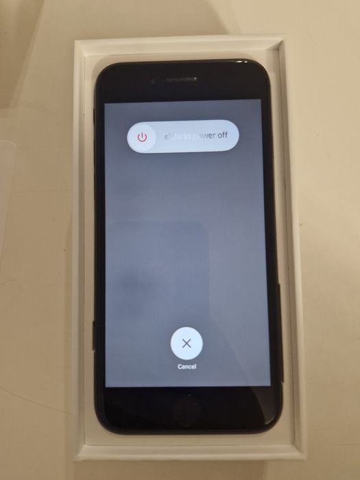IPHONE SE, 64 GB, czarny, dobry stan