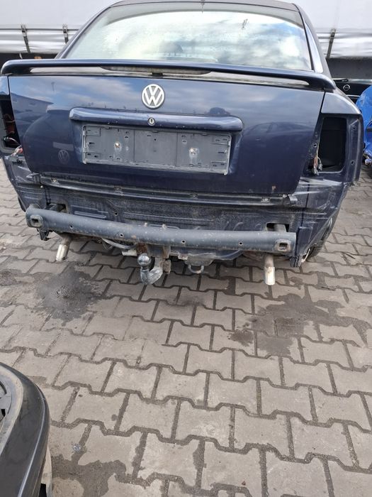 Volkswagen Passat B5 Sedan Hak Holowniczy