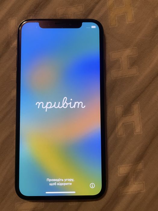 Продам Apple iPhone X 256GB Space Gray