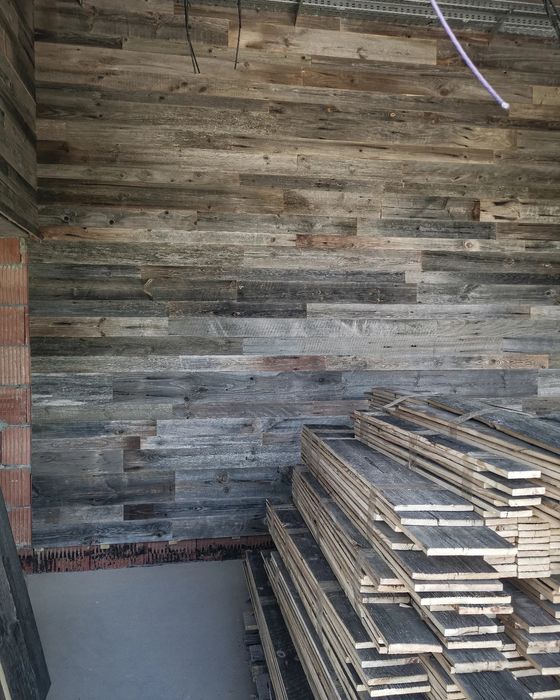 Stare deski rustykalne drewno deski i panele półki blaty meble loft