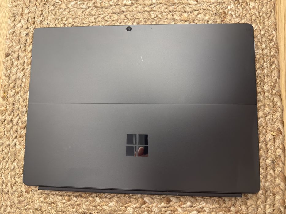 Microsoft Surface 8 Pro
