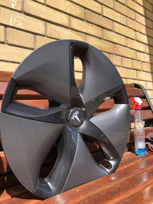 Колпаки Tesla 3 Aero / r18