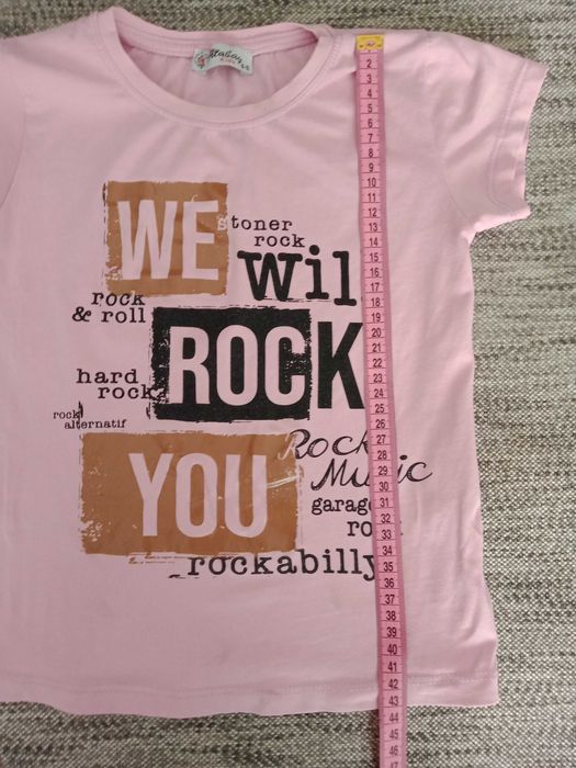 Футболка 8-9 років