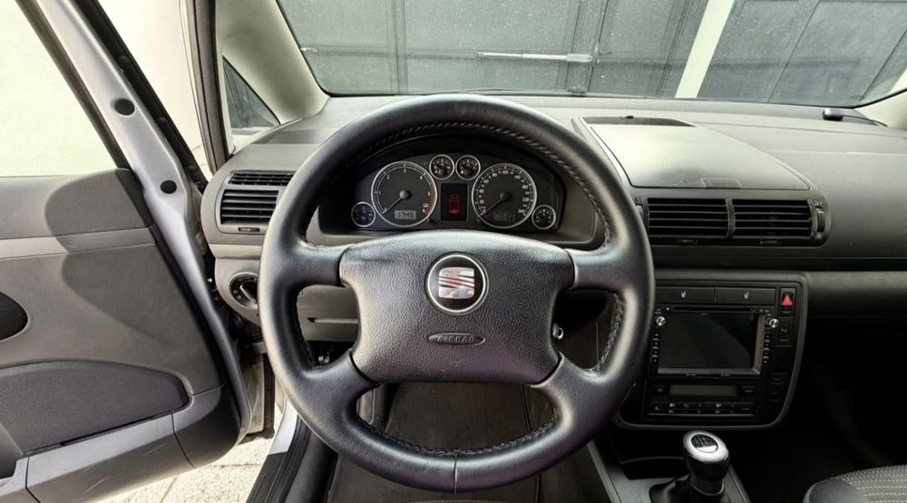 SEAT Alhambra 7 lugares 2000 TDI 140 CV