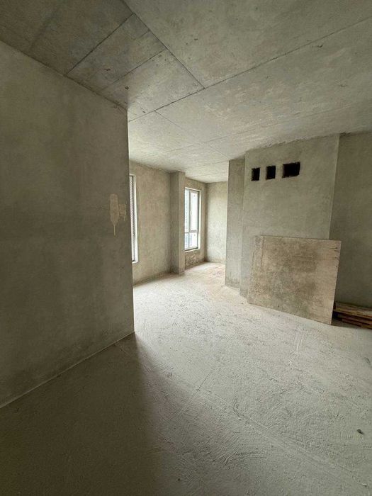 Продається приміщення правильної форми площею 226.7м2