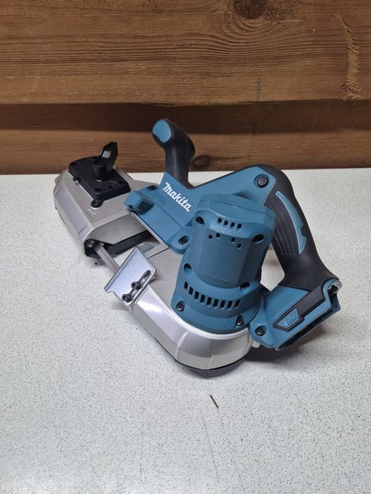 Makita Przecinarka Taśmowa
