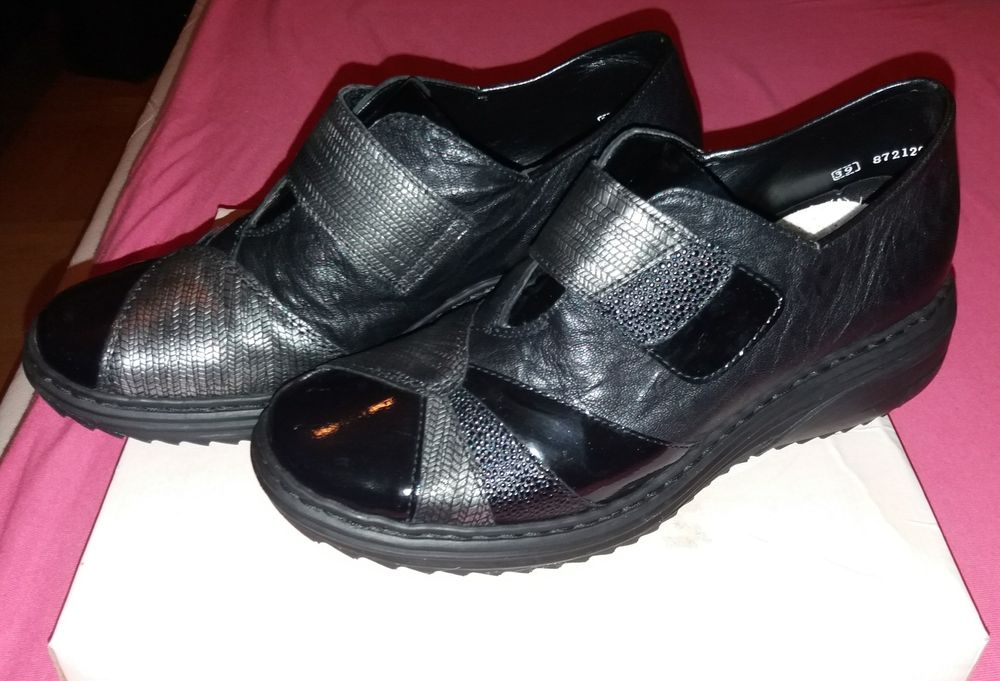 Buty rikery 39 jak nowe.