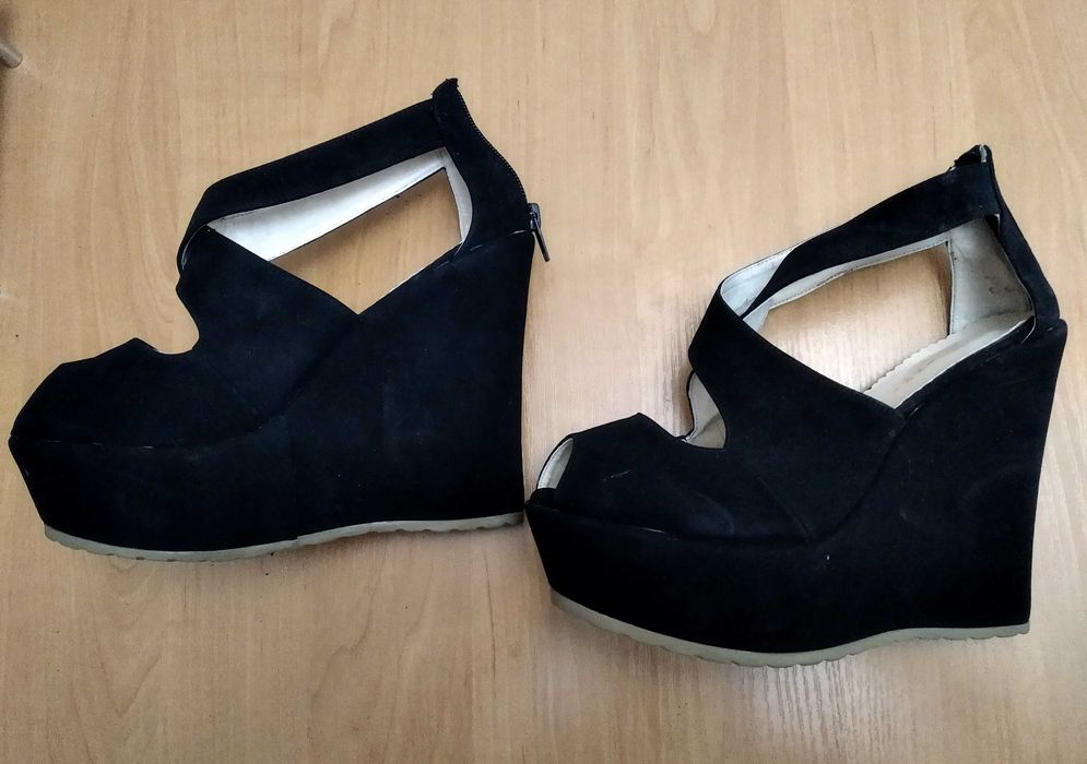 Ботільони на платформі (4 пари)