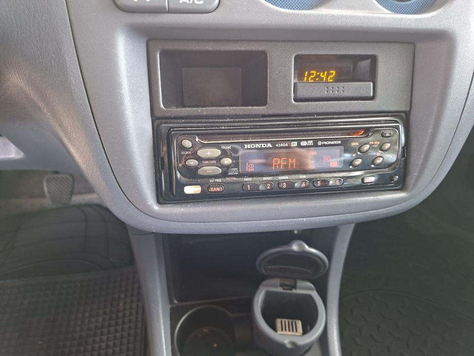 Honda HRV.  1600 c.c.