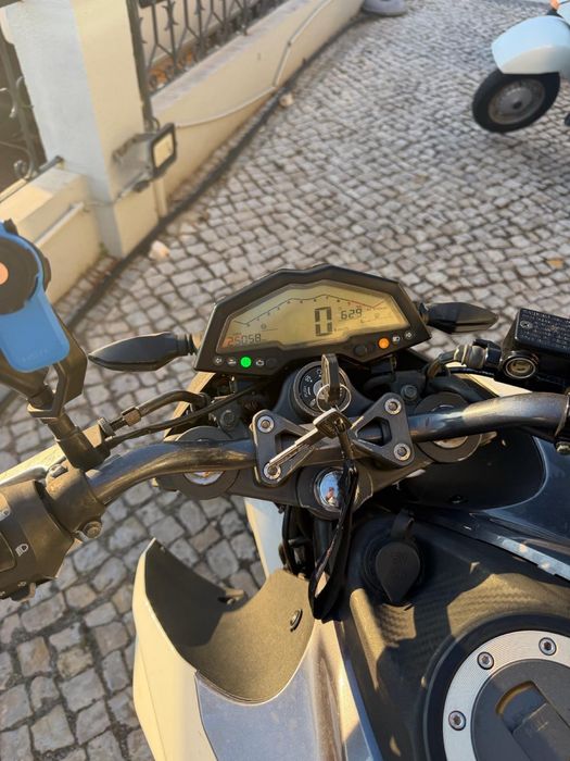 SYM NH-X 125 de 2021 com cerca de 25.000km
