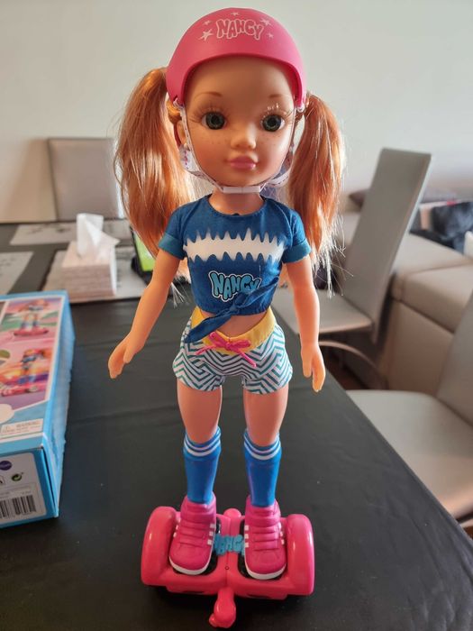 Nancy - Um dia com o meu Hoverboard