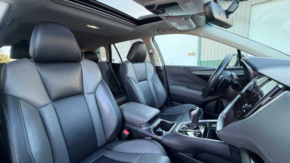 Subaru Outback Premium      2021