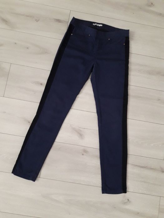 Spodnie Stradivarius z lampasami r.S