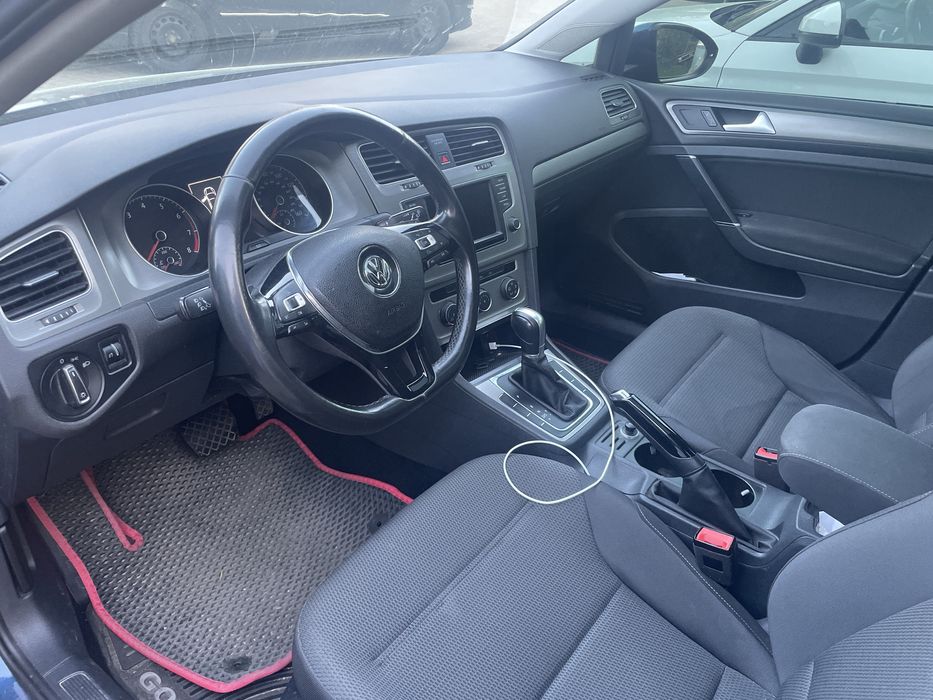 Продам Гольф 2015 года