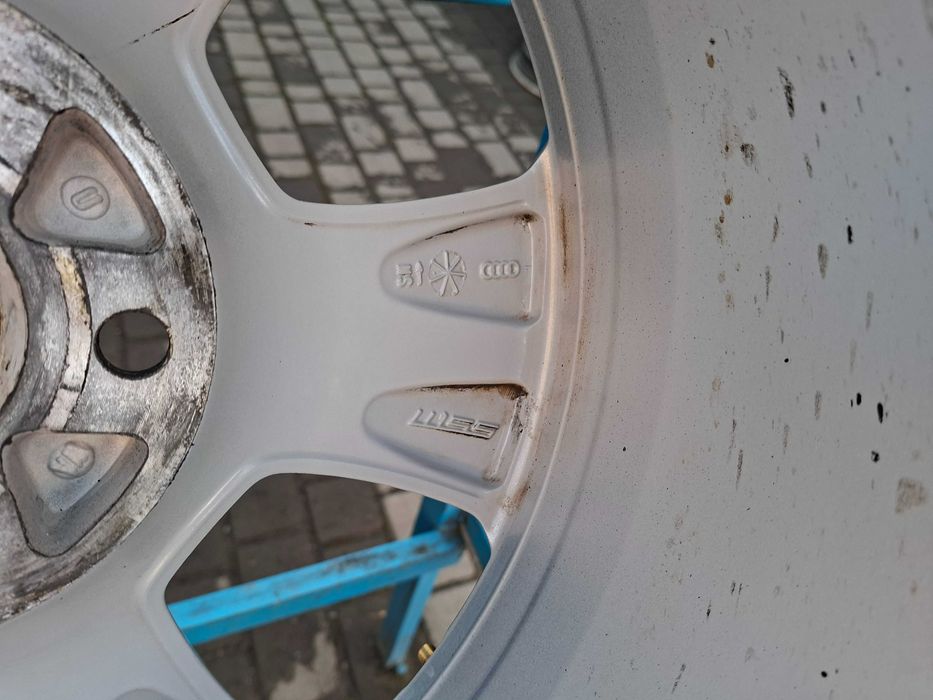 Оригінальні диски Audi 5/112 R17 7,5J ET56 8PO 601 025C.