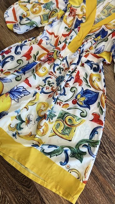 Ефектна сукня із тканини Dolce Gabbana Ексклюзив Майоліка