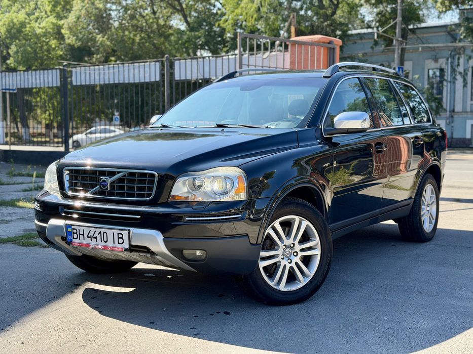Продам Volvo XC90 2009 рік Бензин / Автомат