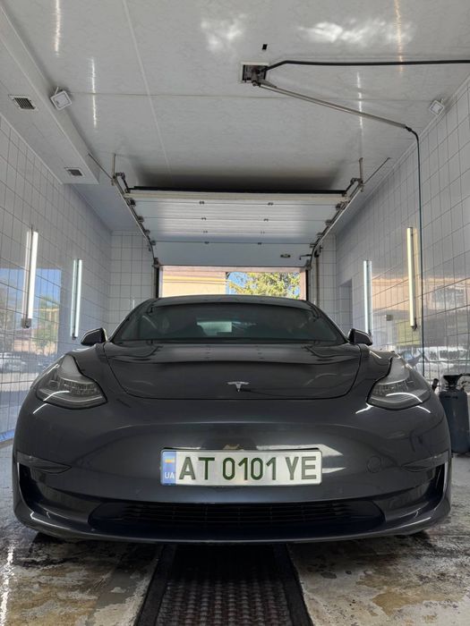 Tesla model 3 Performance