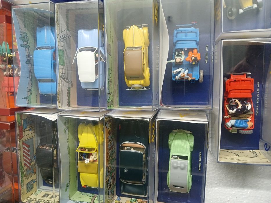 Lote de Miniaturas 1:43, os carros de Tintin