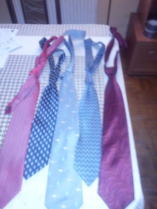 Krawaty męskie różne kolory