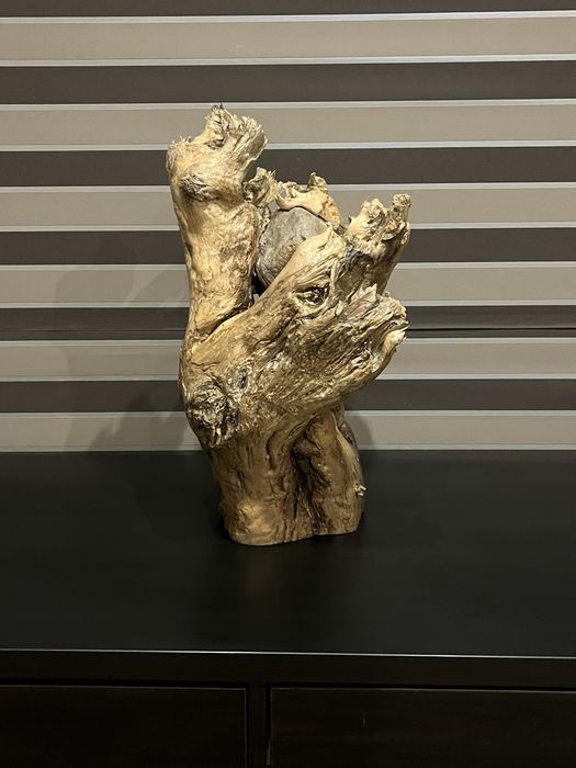 Peça decorativa em madeira