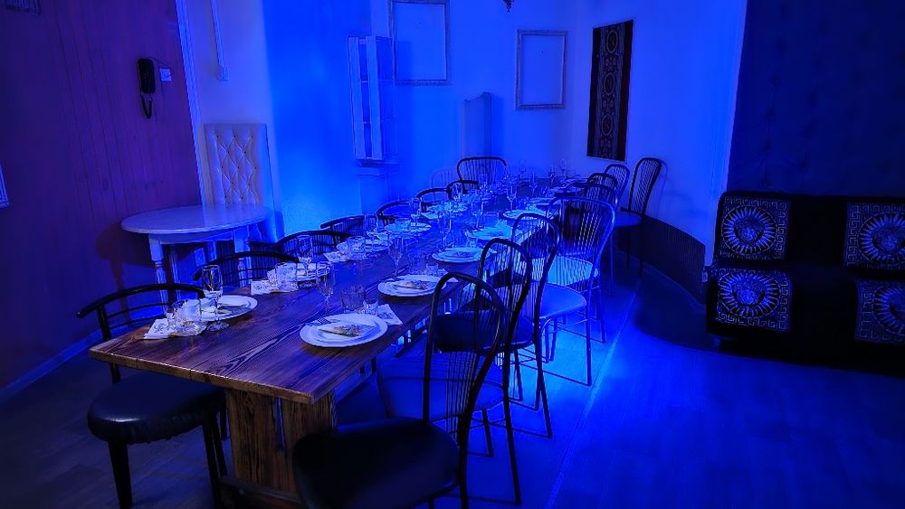 Будинок для галасливих вечірок у центрі м. Дніпро